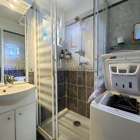 Spacieux T2 Climatise Avec Parking, Terrasse Et Wi-fi - Fr-1-607-205 * 阿格德