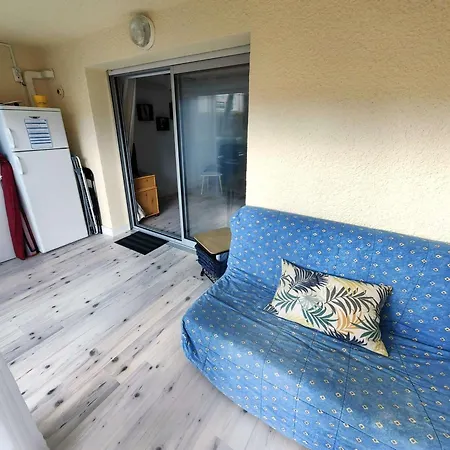Spacieux T2 Climatise Avec Parking, Terrasse Et Wi-fi - Fr-1-607-205 Daire