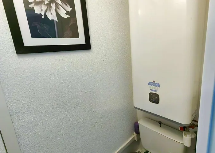 Spacieux T2 Climatise Avec Parking, Terrasse Et Wi-fi - Fr-1-607-205 Διαμέρισμα *